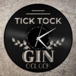 PIZADA Tic TOC Gin O’clock Vinyl Wall Clock Unique Gift for Friends Home Decoration Vintage Design Office Bar Room Home Decor